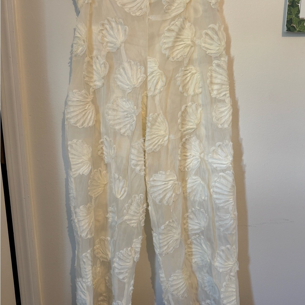 Elegant White Floral Jumpsuit